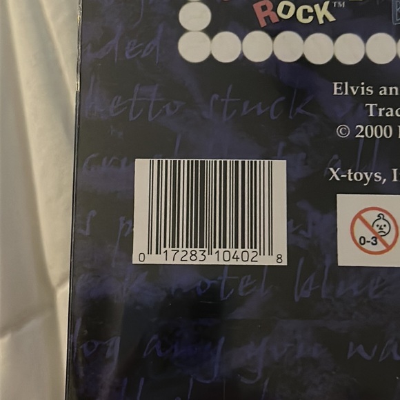 COLLECTIBLE ELVIS FIGURINE UNOPENED - Picture 4 of 4